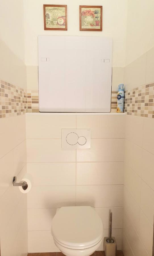 Apartman Central, Self Check In 24 H, Free Parking Банська Бистриця Екстер'єр фото