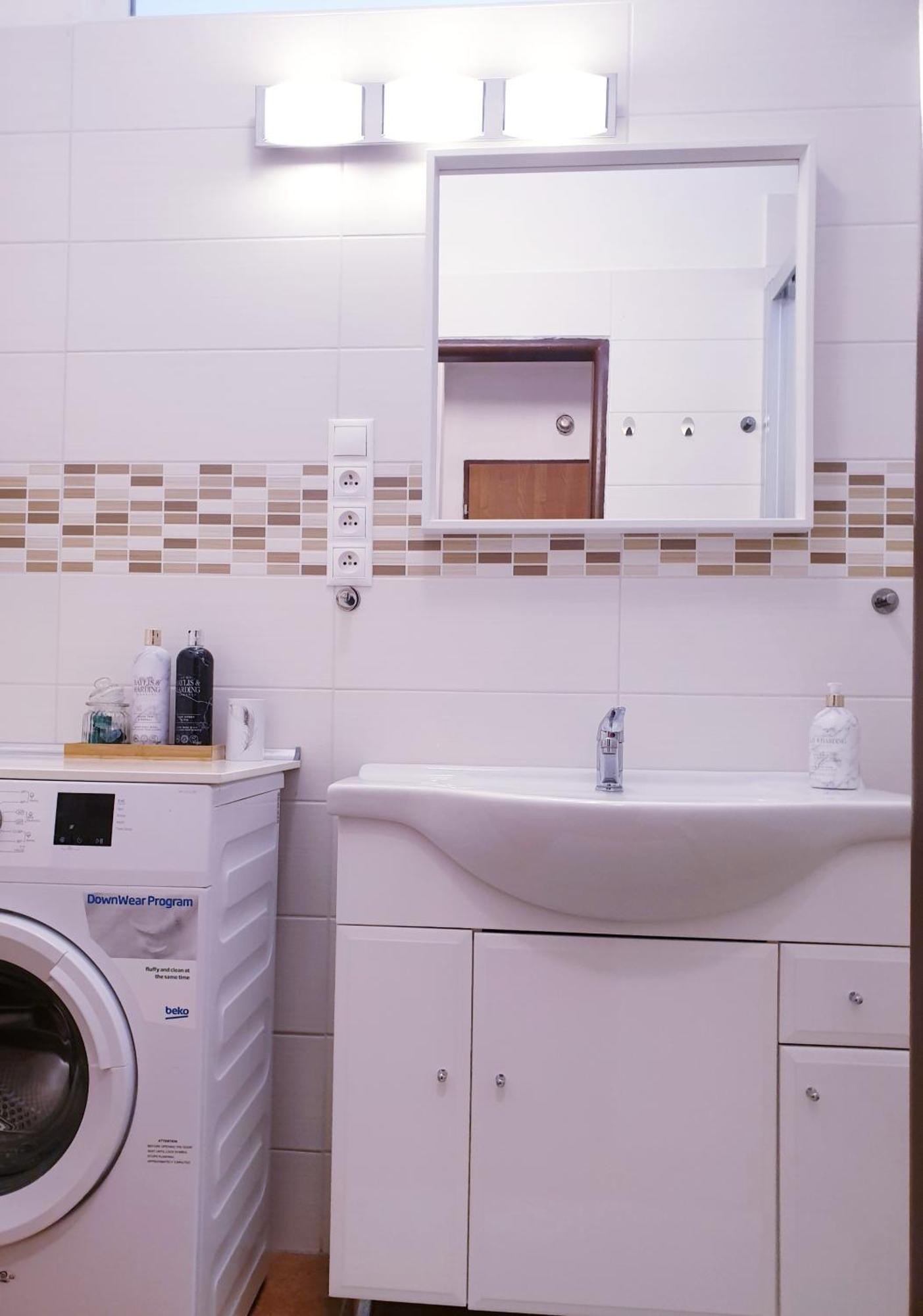 Apartman Central, Self Check In 24 H, Free Parking Банська Бистриця Екстер'єр фото